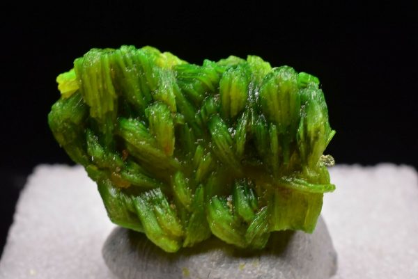 2.8g Autunite Crystal Fluorescent Rare Mineral Specimen