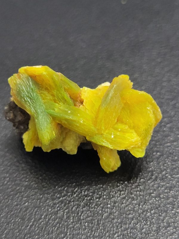 4g meta-autunite on matrix from Shandong Provence PRC