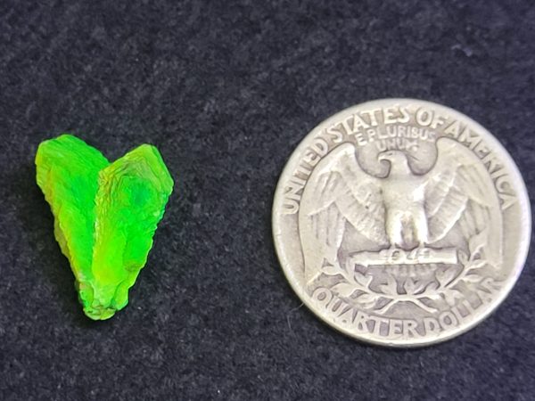 2g Lamellar Autunite Crystal, Stabilized- Fluorescent Uranium Ore - China