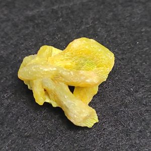 2.6g Autunite / Meta-Autunite Crystal, Stabilized- Fluorescent Uranium Ore - China
