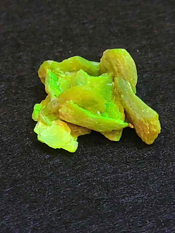 buy uranium ore Autunite / Meta-Autunite Crystal, Stabilized- Fluorescent Uranium Ore - China - 2.5 Grams