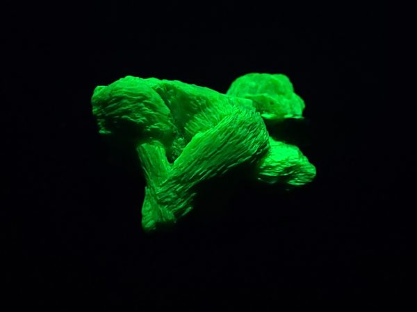 Autunite / Meta-Autunite Crystal, Stabilized- Fluorescent Uranium Ore - China - 6.5 Grams