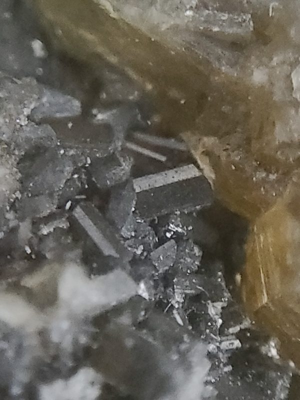 Trapezoidal Radian Barite Crystal - Xiefang Mine, Ganzhou, China
