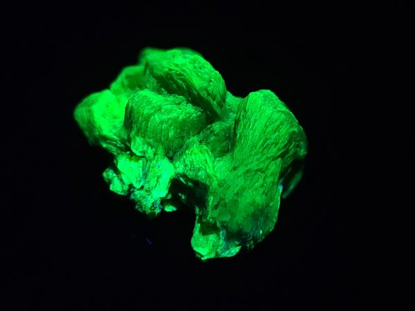 Meta-autunite Crystal Fluorescent Uranium Ore Specimen, Stabilized - 8 Grams - Image 4