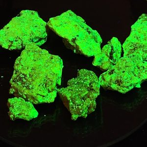 25 Grams of Autunite Fragments in a Lead Pig, Bulk Uranium Ore - China