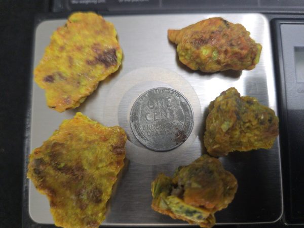 25 Grams of Autunite Fragments in a Lead Container, Bulk Uranium Ore - Image 10