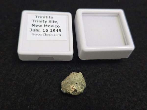 Trinitite (Atomic Bomb Glass), 810mg ~  Trinity Site, New Mexico, July 16, 1945 - Image 3