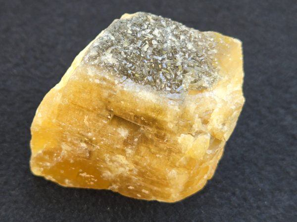 Trapezoidal Radian Barite Crystal - Xiefang Mine, Ganzhou, China