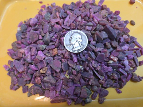 Fluorescent Corundum Ruby Pieces, 200 Grams - Image 4
