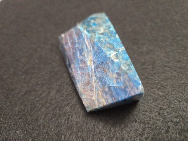 Blue Apatite Crystal with Unknown Radioisotope(s) - China - 127 Grams - Image 3