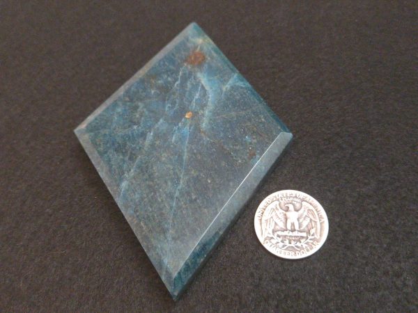 Blue Apatite Crystal with Unknown Radioisotope(s) - China - 158 Grams - Image 8