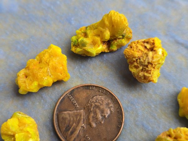 10 Piece Autunite Lot  ~ Fluorescent Uranium Ore - Image 4