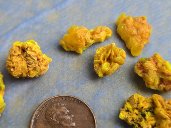 10 Piece Autunite Lot  ~ Fluorescent Uranium Ore - Image 5