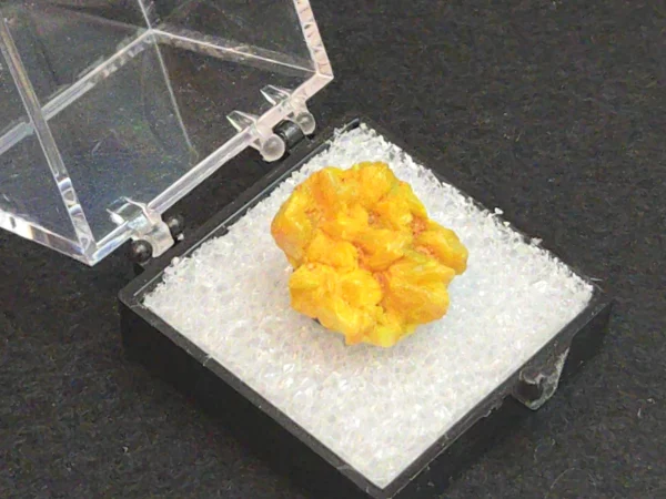 Autunite Crystal in Perky Box, 3 Grams – Fluorescent Uranium Ore - Image 11