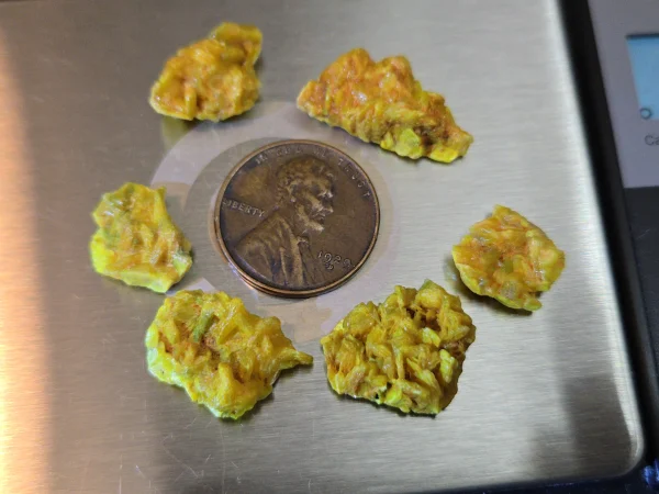 6 Piece Autunite Lot  ~ Fluorescent Uranium Ore - Image 5