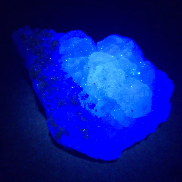 Radian Barite, Fluorite on Quartz – Jiangxi , China 395 Grams - Image 2