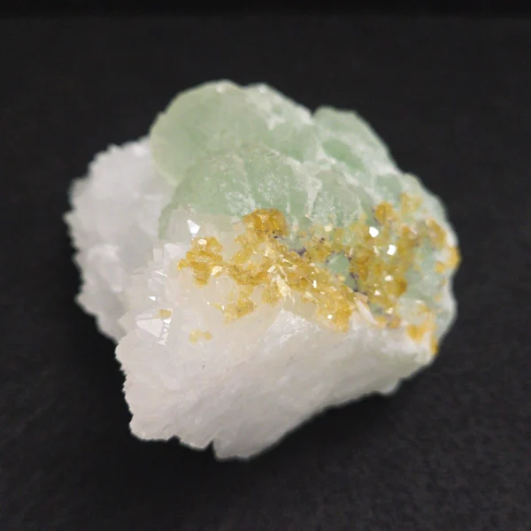 Radian Barite, Fluorite on Quartz – Jiangxi , China 395 Grams - Image 7