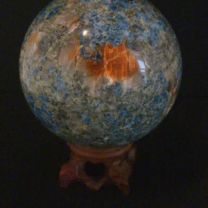 Apatite in Feldspar with Unknown Radioisotope(s) - 624 Grams