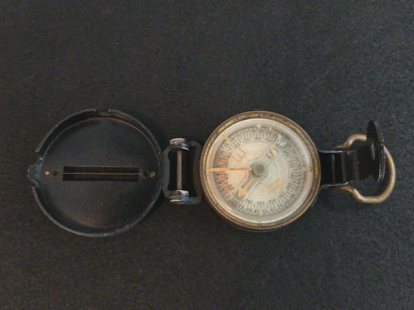 Super-Hot US Army Lensatic Marching Compass - Ra-226 - Image 5