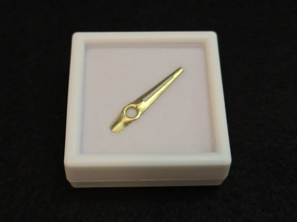 Radium-Lumed Clock Hand, Ra-226 Source