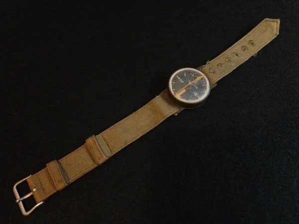 WWII Vintage Waltham Watch Co. U.S. Navy Pilot Wrist Compass – Stock No. R88-C-890
