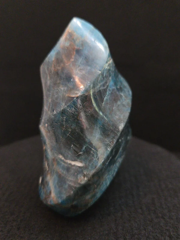 Blue Apatite Crystal with Unknown Radioisotope(s) - Madagascar - 360 Grams - Image 2