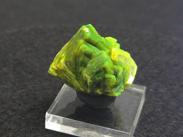 Lamellar Autunite Crystal in Perky Box – Fluorescent Uranium Ore, 10 Grams - Image 9