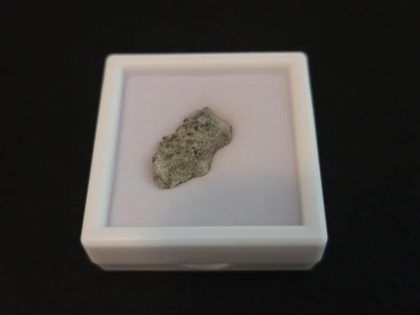 Trinitite (Atomic Bomb Glass), 950mg - Trinity Site, New Mexico, July 16, 1945 - Image 4